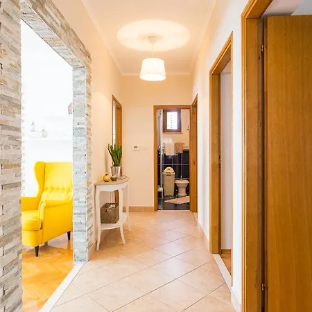 Apartment Pata