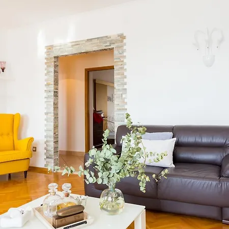 Apartment Apartment Pata *